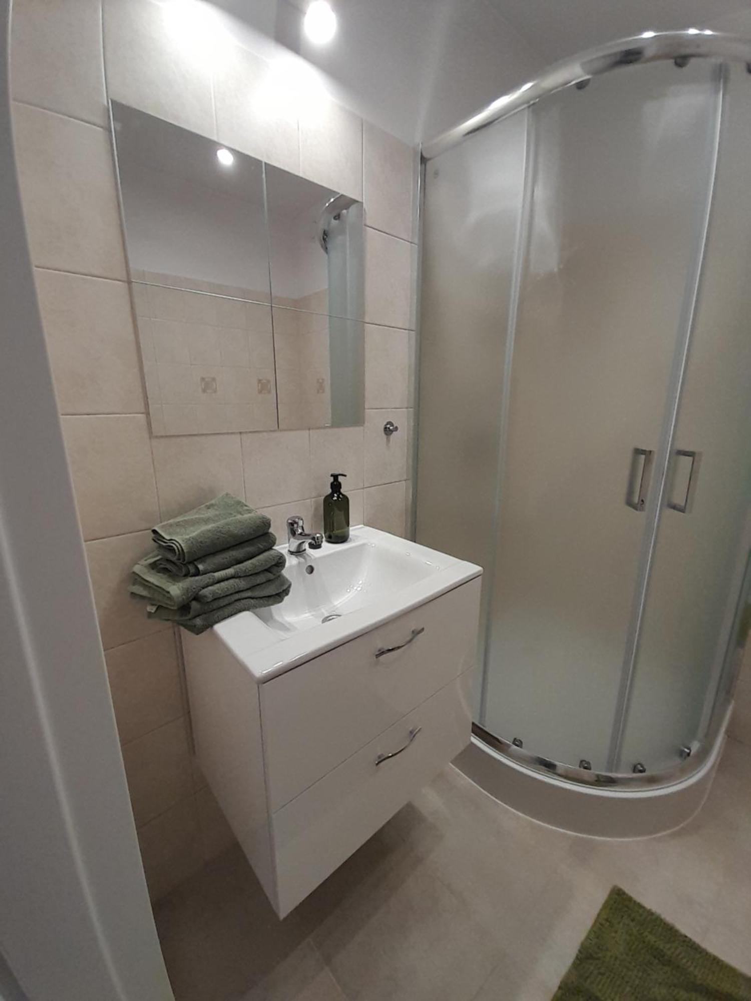 קרקוב Old Town Premium Apartment - Ghetto Heroes Square View מראה חיצוני תמונה